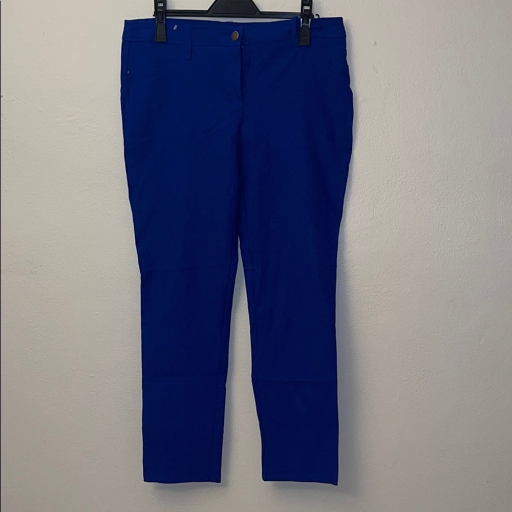 Soho apparel women pants, size 8 Used Like New